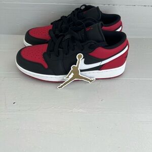 [553560-066] Grade School Air Jordan RETRO 1 LOW 'ALTERNATE BRED TOE (GS)'  5.5Y